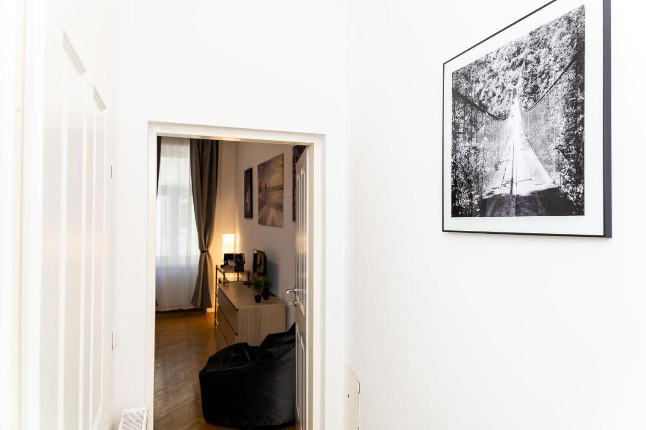 The Place, In The 7Th District Of Vídeň Exteriér fotografie